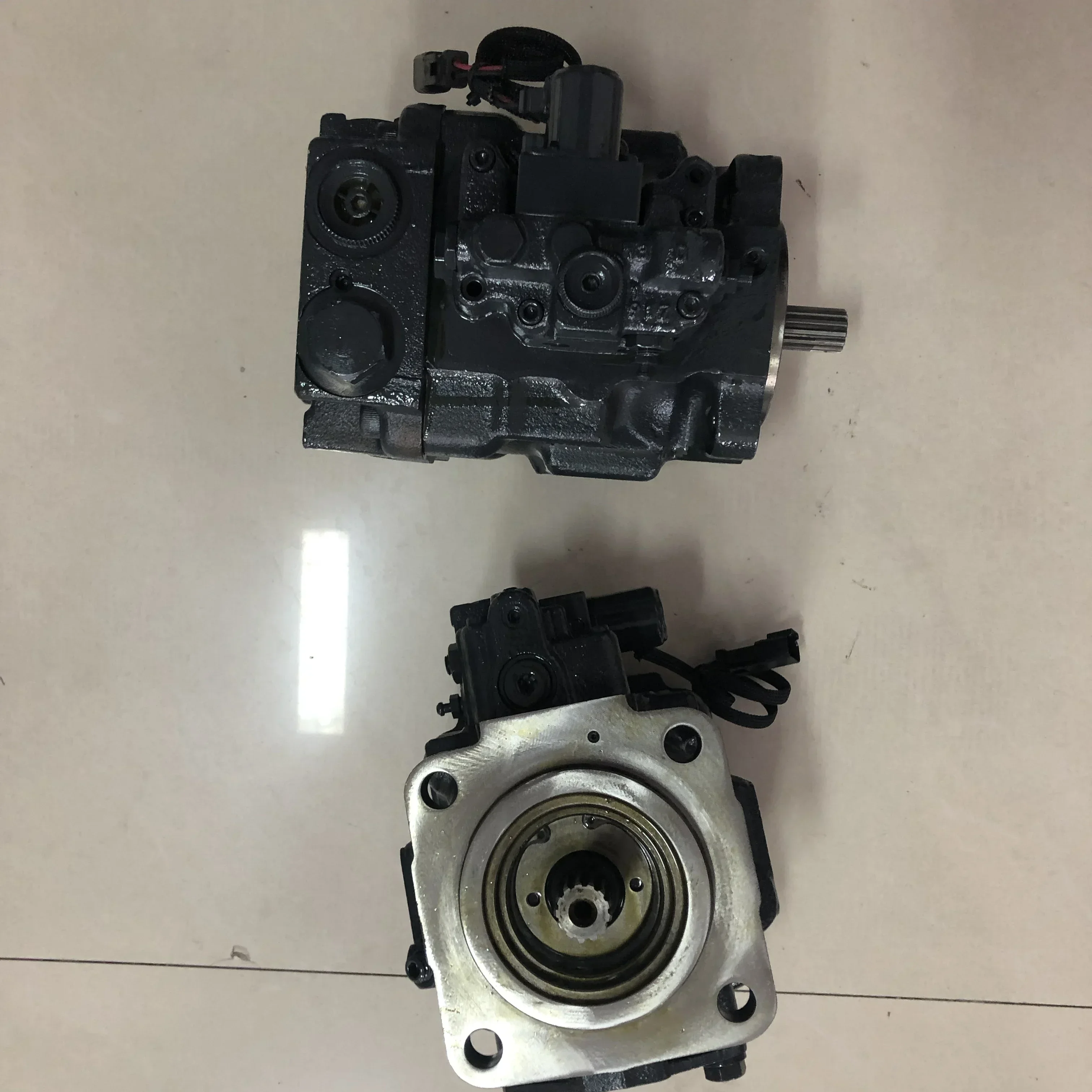 Selected Good Items WA380-6 WA430-6 Wheel Loader Hydraulic Pump 708-1 S-00940 708-1 S-00970 For Komatsu