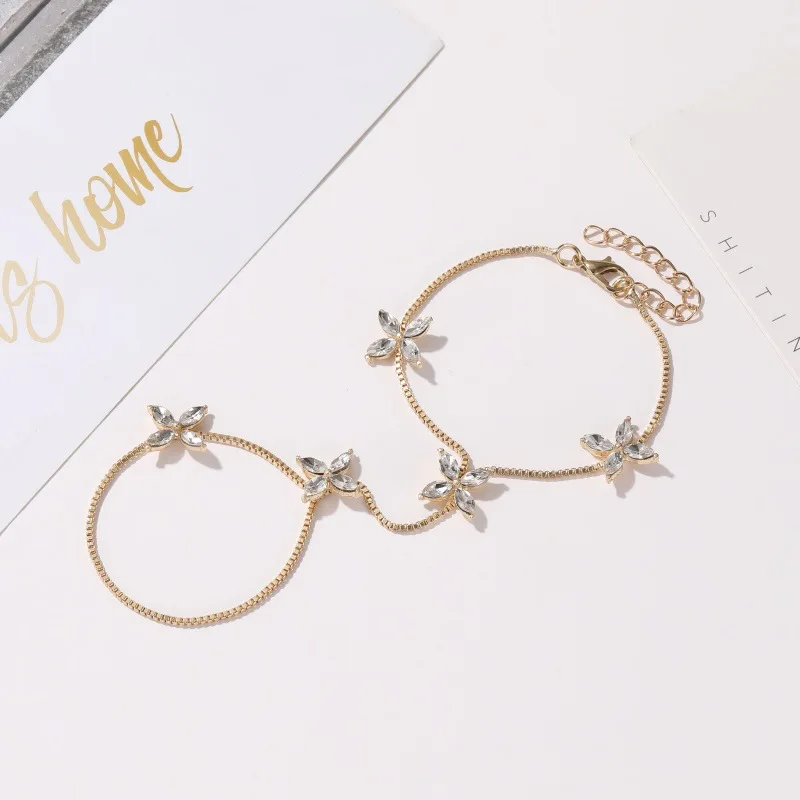 Korean version  little fresh hand decoration sweet little flower horse eye zircon finger chain female temperament four-leaf flow image 3