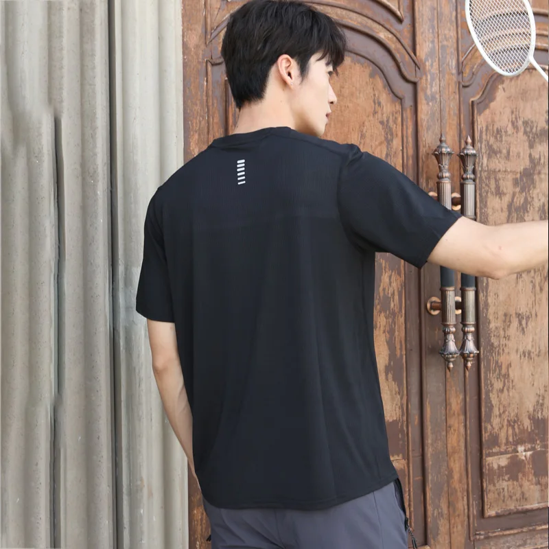 Men Training T-shirts Quick Dry Fitness Gym Soccer Shirts Jersey Sportswear Short Sleeve Casual Print Summer Sport Shirts