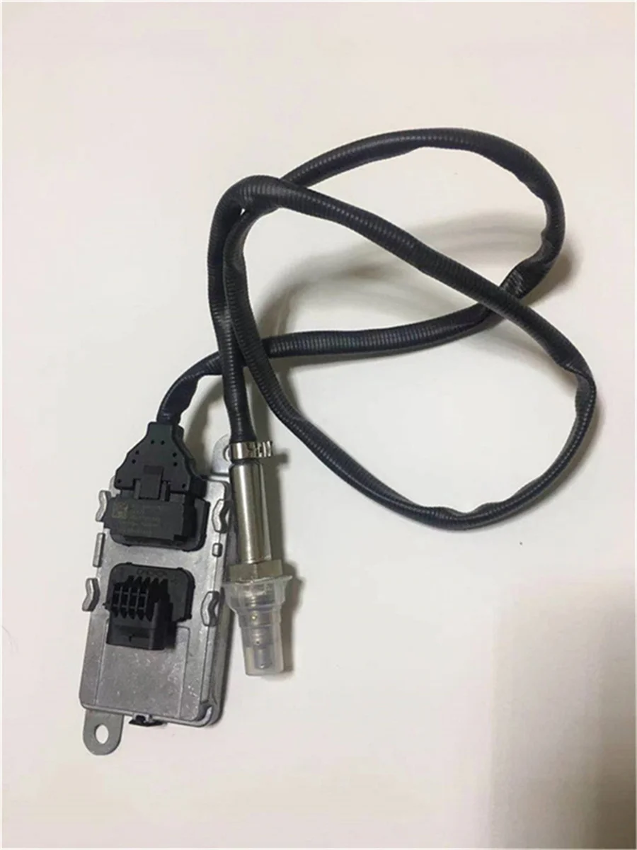 Sinotruk NOx nitrogen and oxygen sensor 5wk97109a wg1034121032