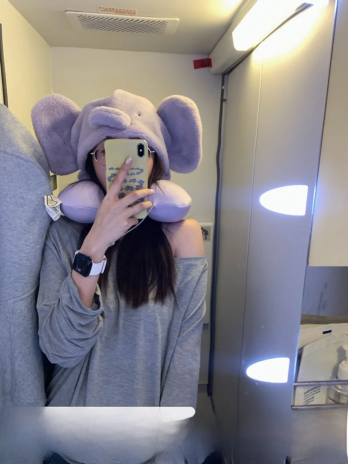 

Stberry Jump Women's Casual Long Sve T-irt oulder Bared One-oulder Two-Way Wear Loose Simple round Ne Top