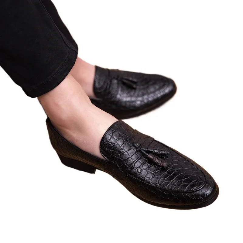 حذاء رجالي المتسكعون الانزلاق على الأخفاف مريحة الشقق أحذية قيادة قارب عادية حجم 38-47 الصيف في الهواء الطلق ضوء الجلود الناعمة