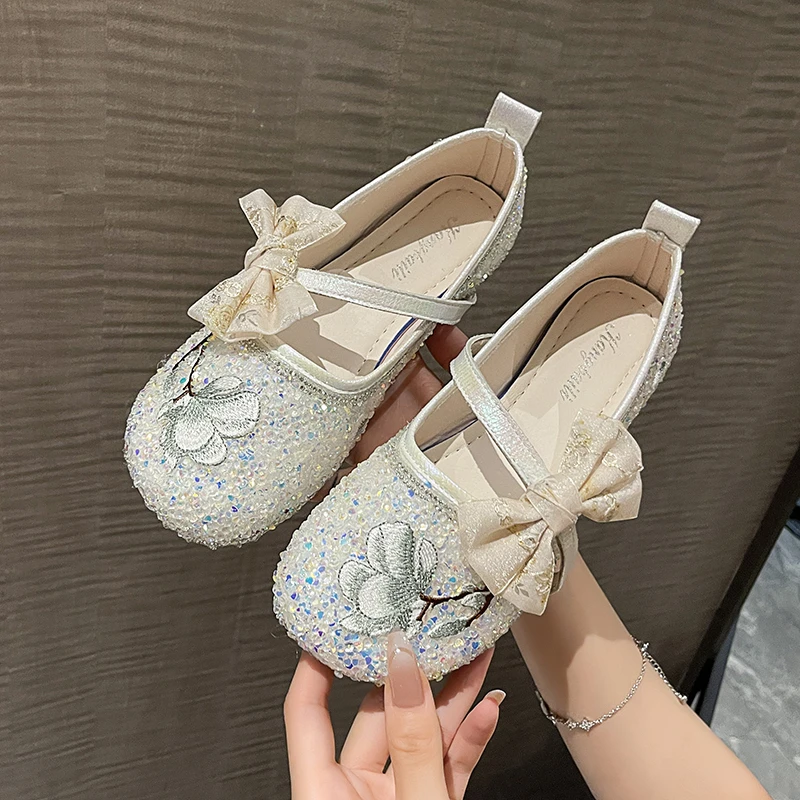 Sequined Mary Jane women 2024 spring new small fragrant flower sweet flat shoes Soft soled bean shoes Lady shoes