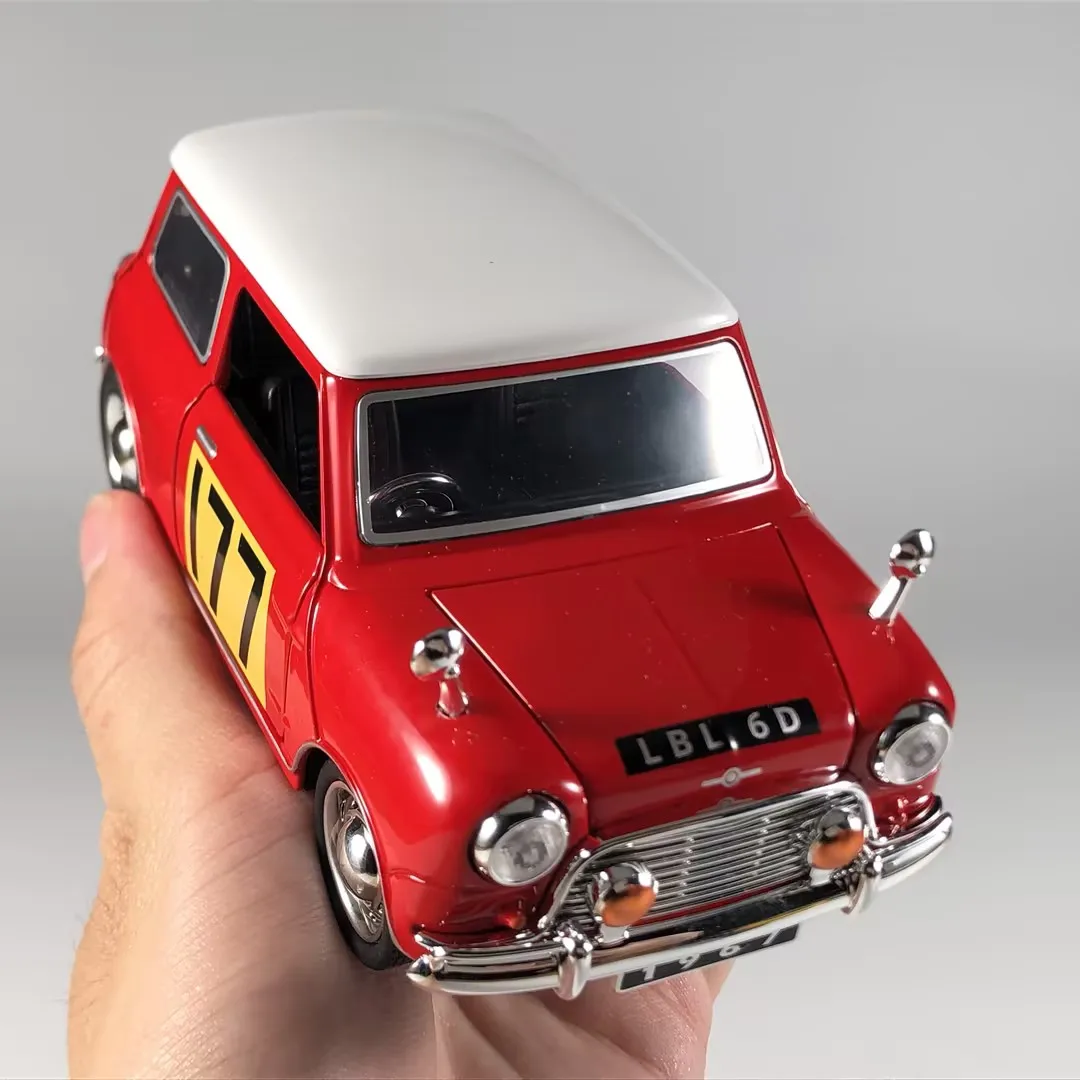 1:32 BMW Morris Mini Cooper 1967 Diecast Metal Car Model