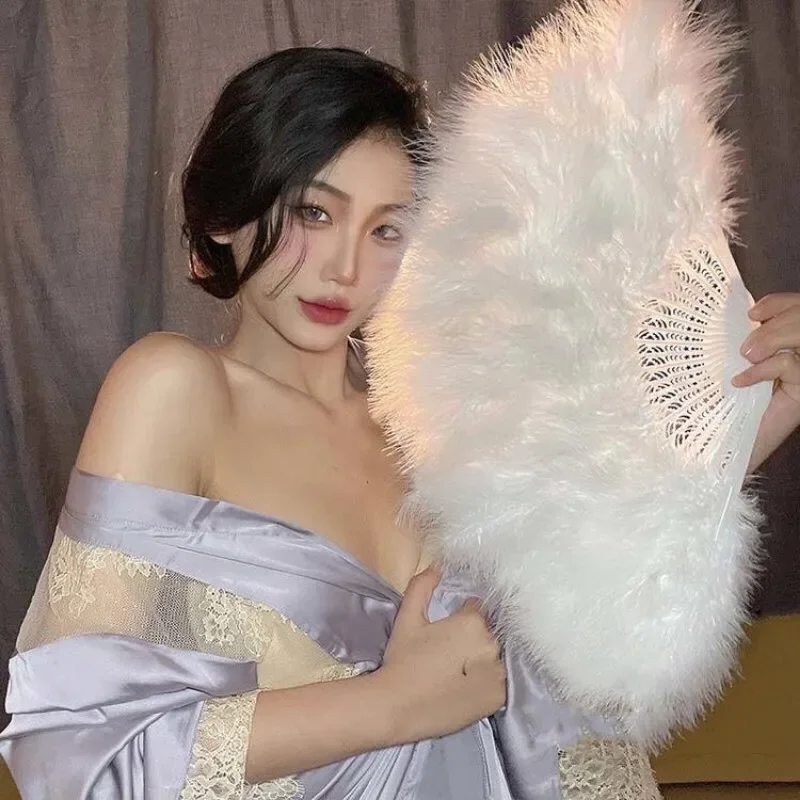 

Wholesale Wedding Feather Fan Bride Handheld Non-Folding Fans Cool Fans Wedding Photo Shooting Pose Home Decoration Prop