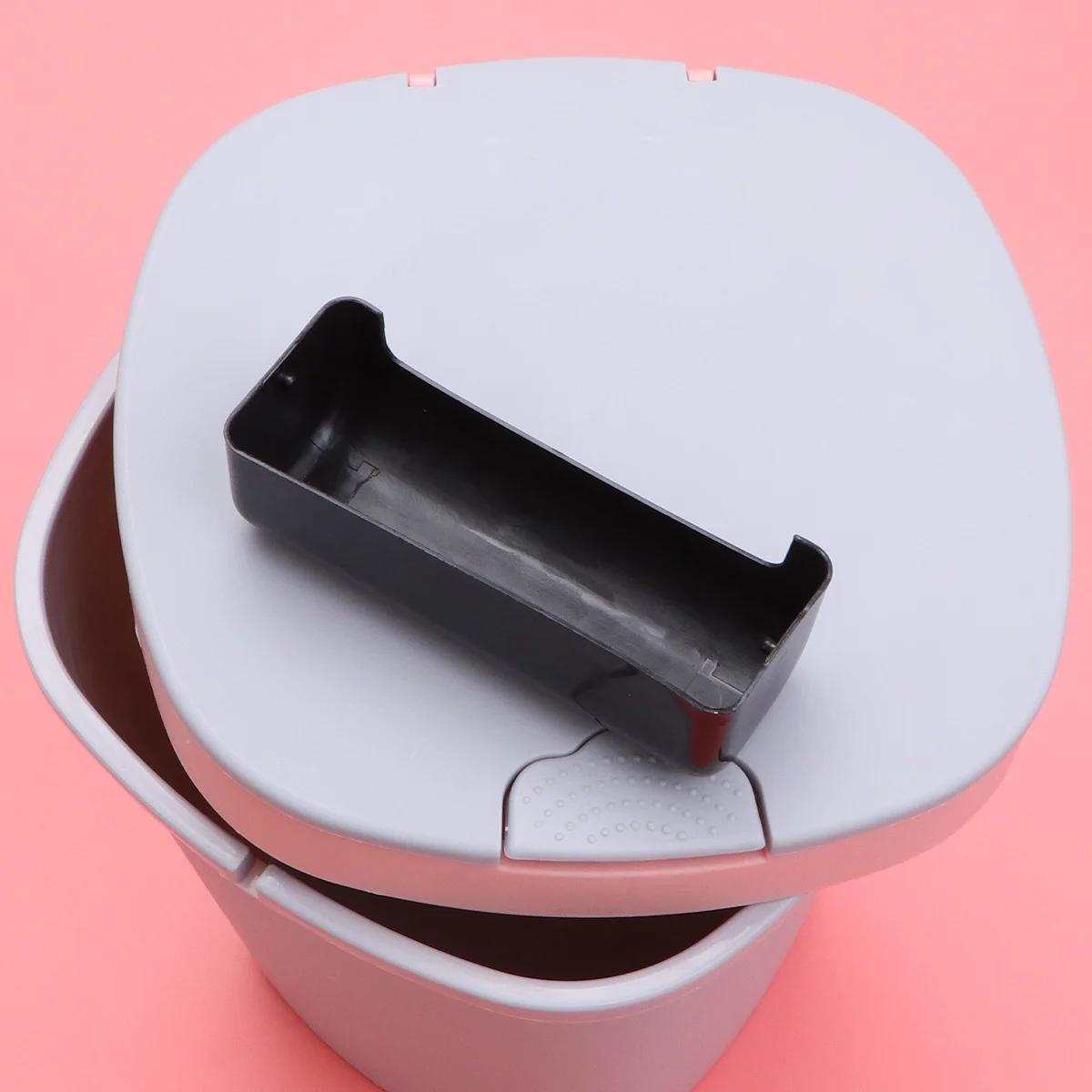 

1pc Push-Button Flip Top Trash Can 13L Large Capacity Plastic Garbage Bin For Kitchen Bathroom Living Room Garbage Cans With