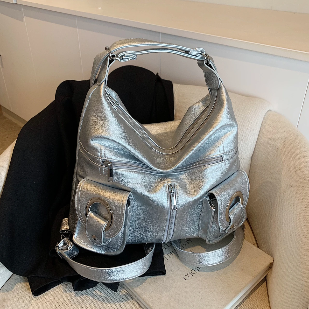 

Silver Shoulder Bag Double Pocket Design Fashion Backpack Versatile Large Capacity Soft Leather Messenger Bag Women Handbags