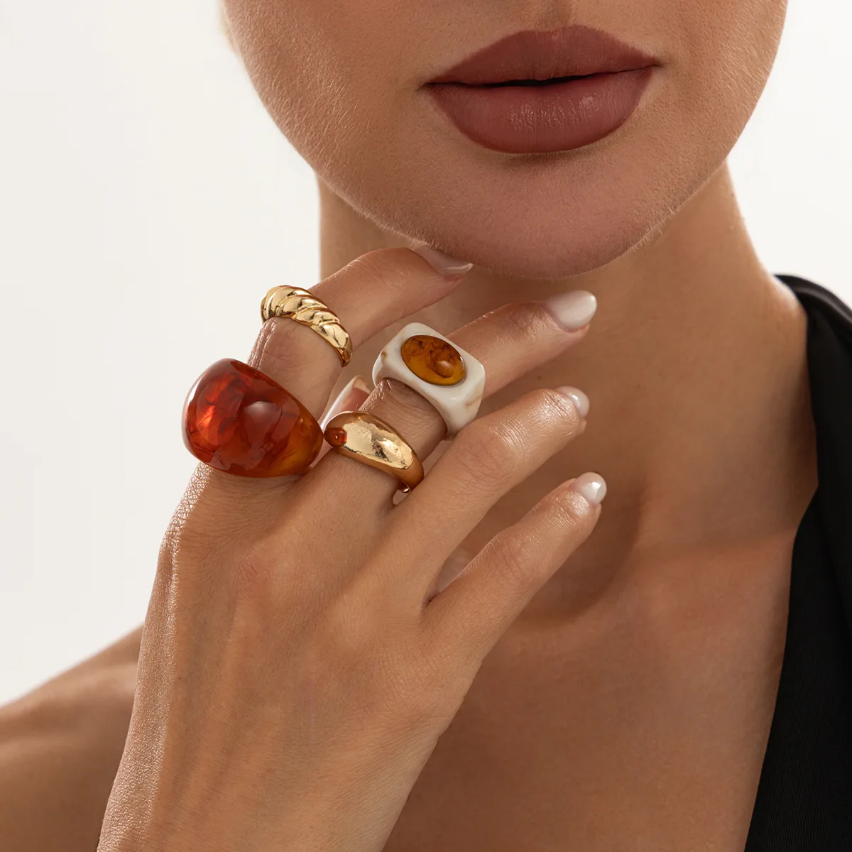 Chunky Caramel Amber Resin Ring Set Dome Glossy Gold Plated Geometric Finger Rings Trendy Y2K Cocktail Jewelry Gift