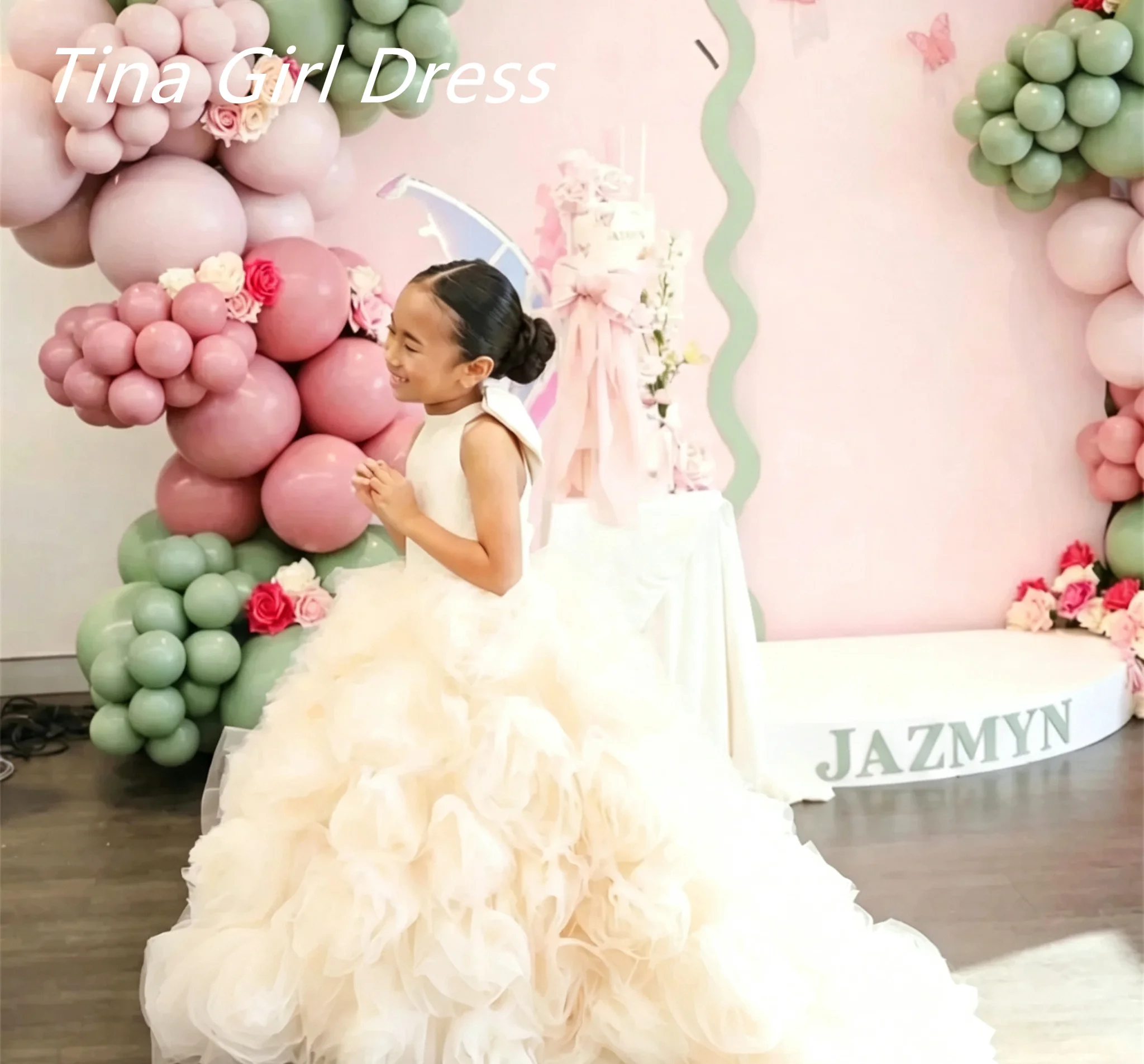Elegant Flower Girl Dresses for Wedding Halter with Bow Puffy Floor Length Kids Birthday Party First Communion Ball Gown Custom