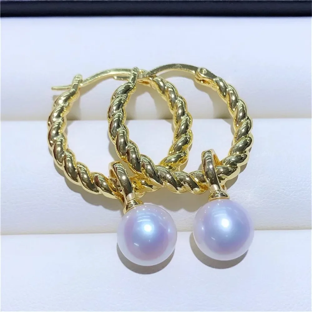 

DIY Pearl Accessories 18K Bag Gold and Copper Thick Gold-plated Retro Twist Earrings Ear Buckles Two Women Working in Progress