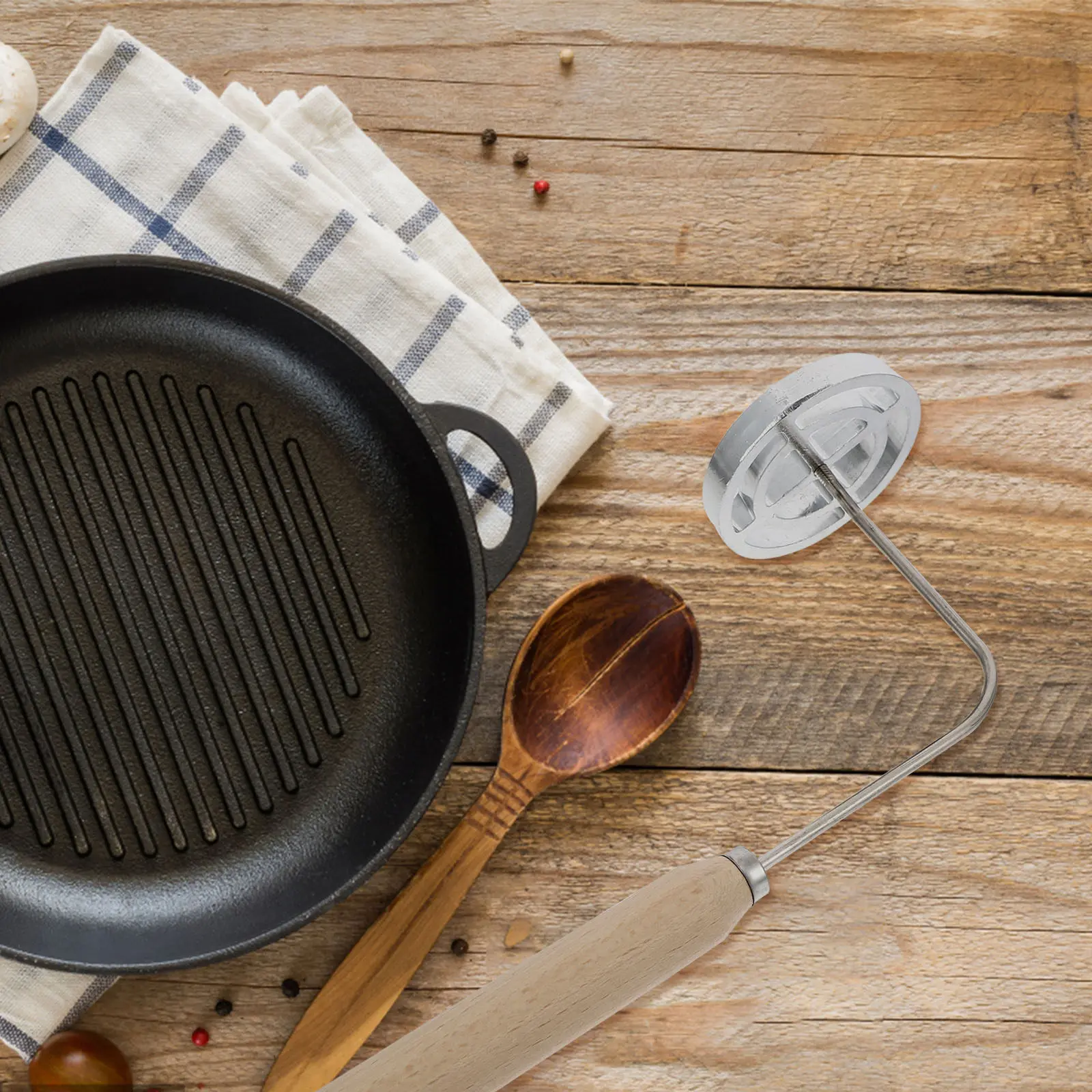 Molde para Timbales con mango de madera, construcción de aleación de aluminio de alta calidad, eficiente para preparar alimentos fritos como tortitas de cebolla y camarones.