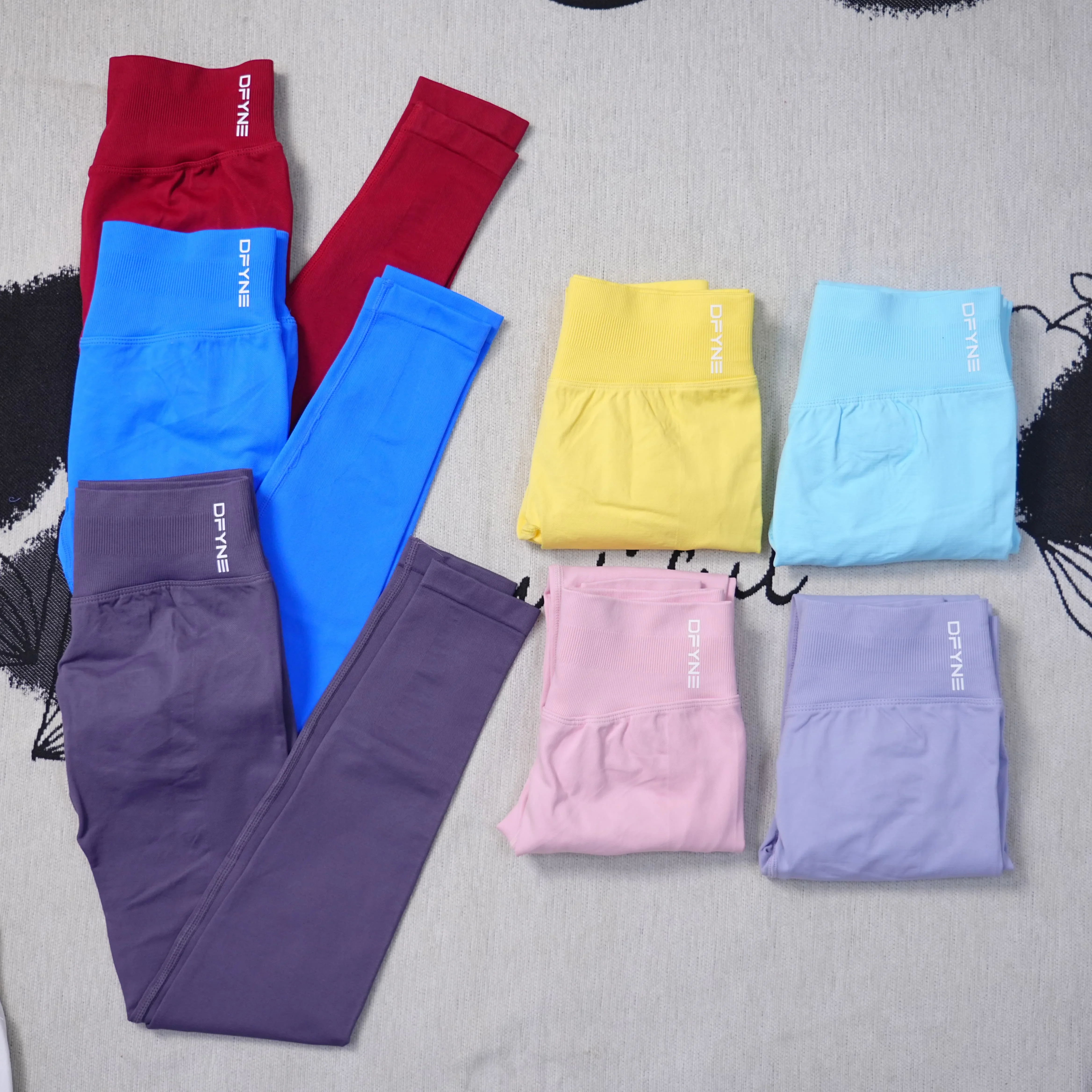 DF اليوغا تأثير طماق النساء حليقة سلس السراويل عالية الجودة طماق منخفضة مضلع سراويل رياضية تمتد اللياقة البدنية الجوارب