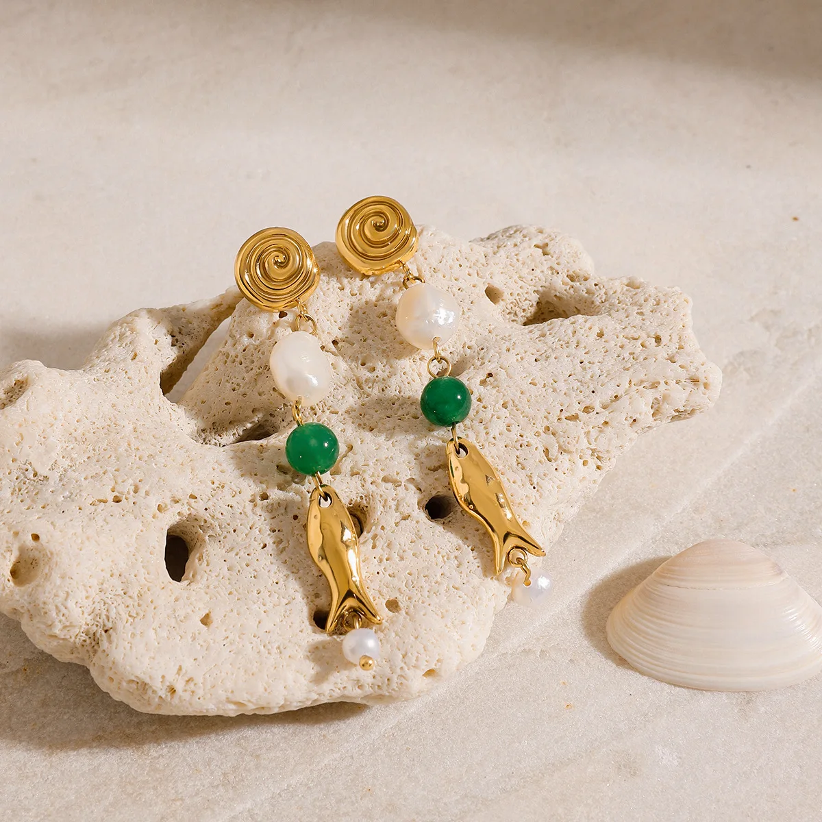 YHTOT Beach Ocean Orecchini a spirale Orecchini di perle Orecchini di pesce in acciaio inossidabile Accessori da donna Accessori da donna per le vacanze