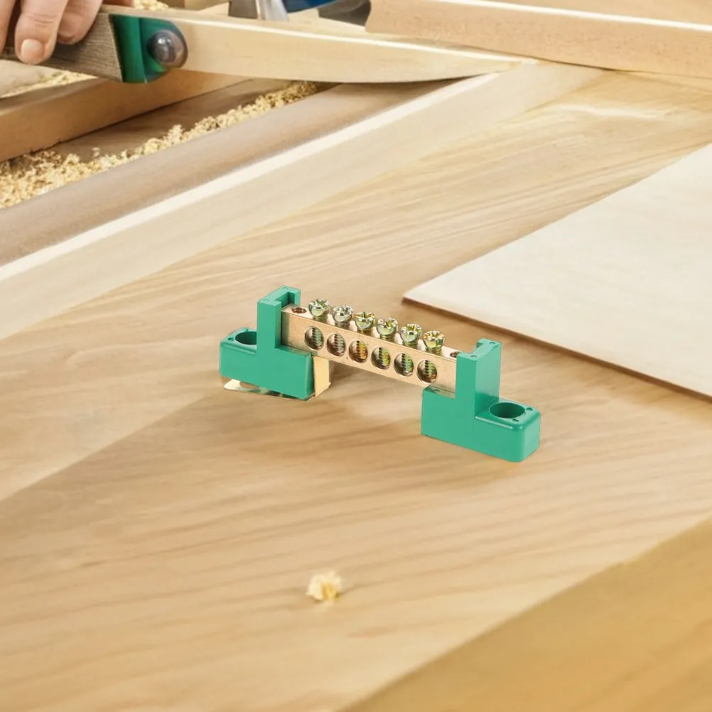 

Комплект из 4 медных клеммных колодок-шин, 6-позиционная заземляющая планка с винтовым креплением, для электрических распределительных коробок, заземляющий клеммный блок