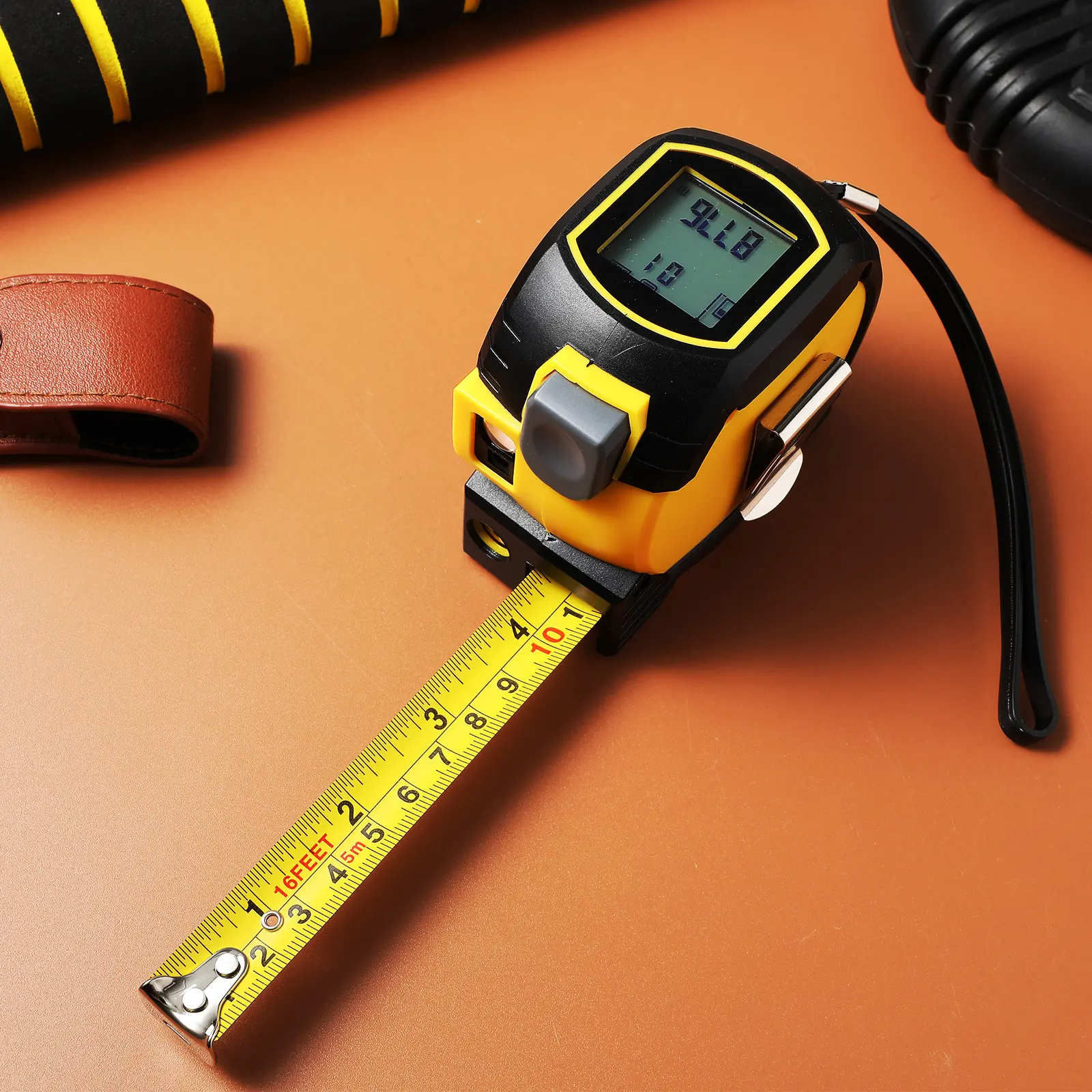 Digital Tape Measure Tape Measure Integrated Multi Functional Cross Line Display Measurement Tool for Engineers and DIY