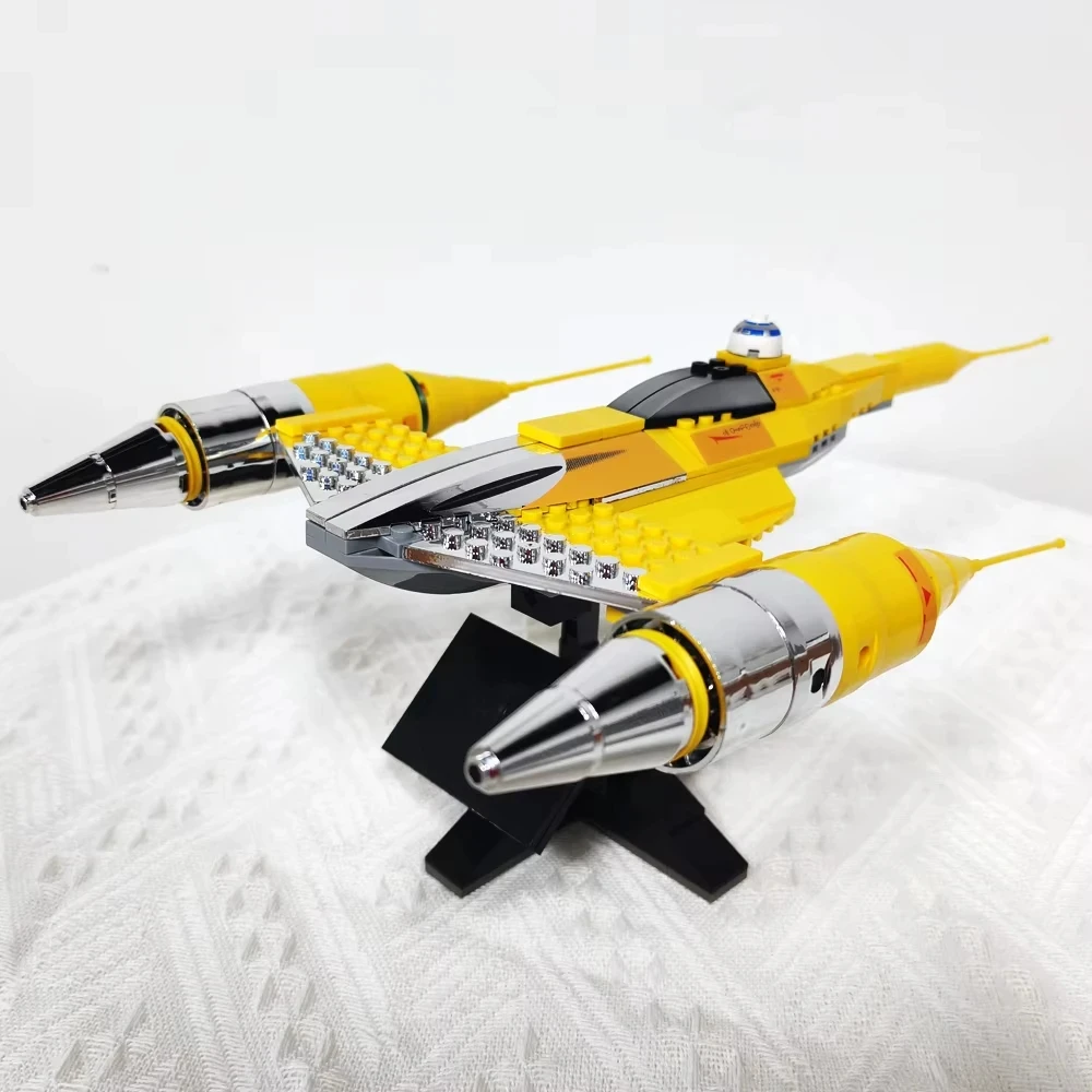مجموعة مكعبات بناء سفينة الفضاء MOC Space Wars Starfighter Naboo، متوافقة مع 10026 هي هدية مثالية لعيد الميلاد 187 قطعة