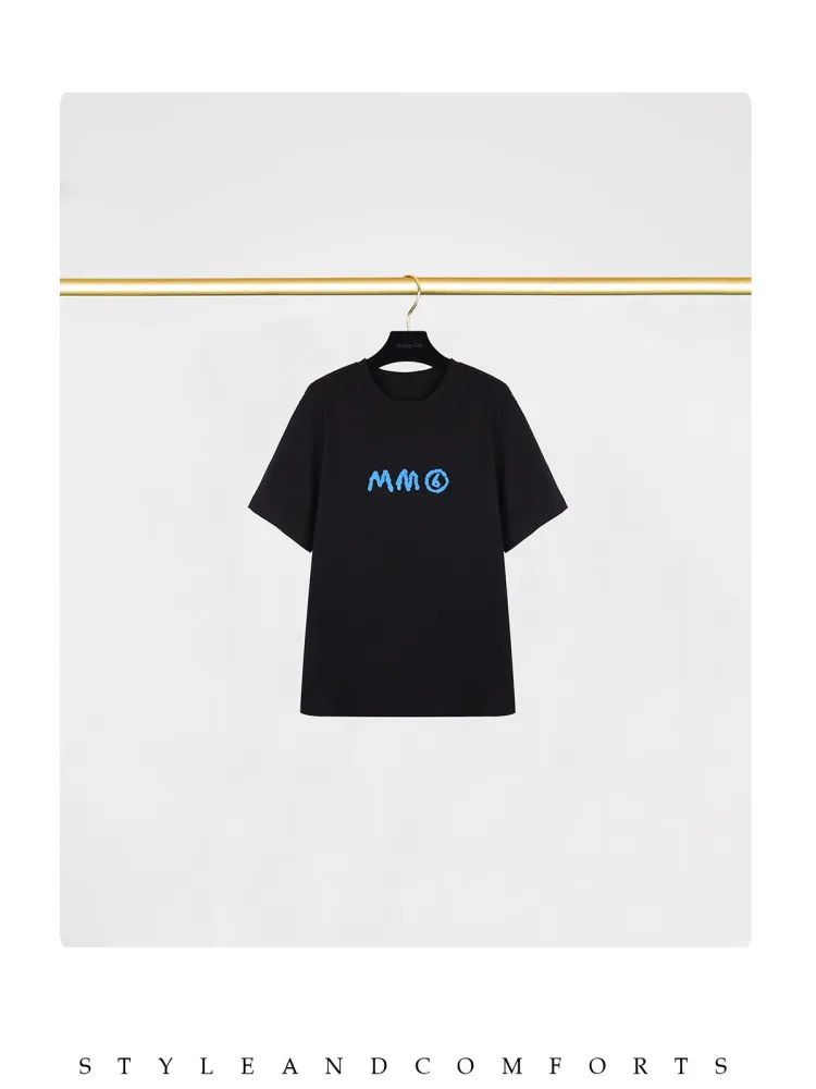 

Футболка MM6 Capricorn Strong Twist из 100% длинноволокнистого хлопка с 3D-вышивкой, с принтом, свободного кроя, с круглым вырезом, для повседневной носки