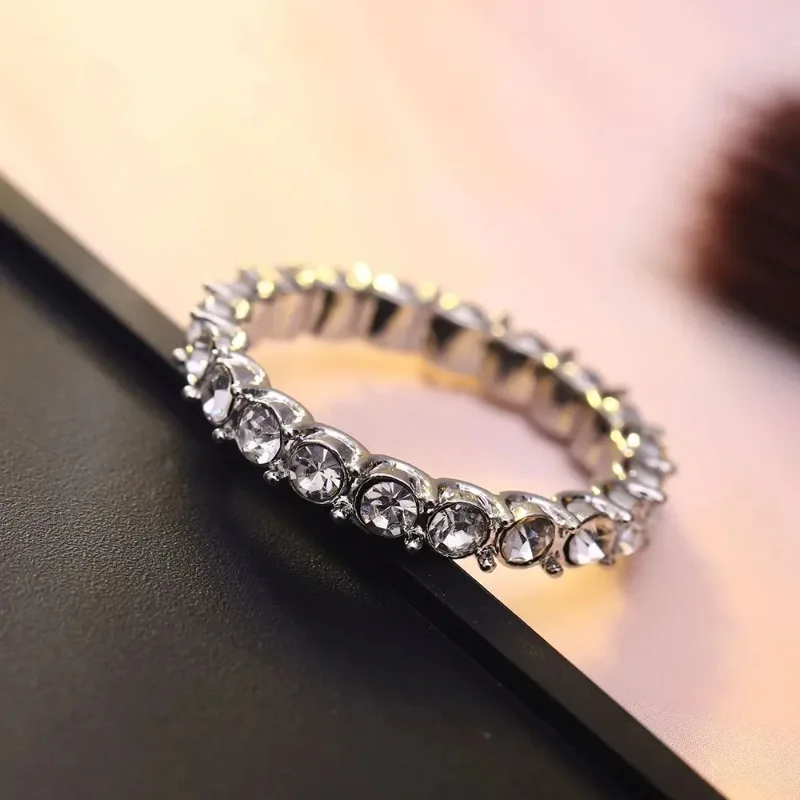 New Fashion Rhinestone Zircon Ring Women Light Luxury Silver Color Finger Rings Female Elegant Rings Jewelry طيز بنات صغار