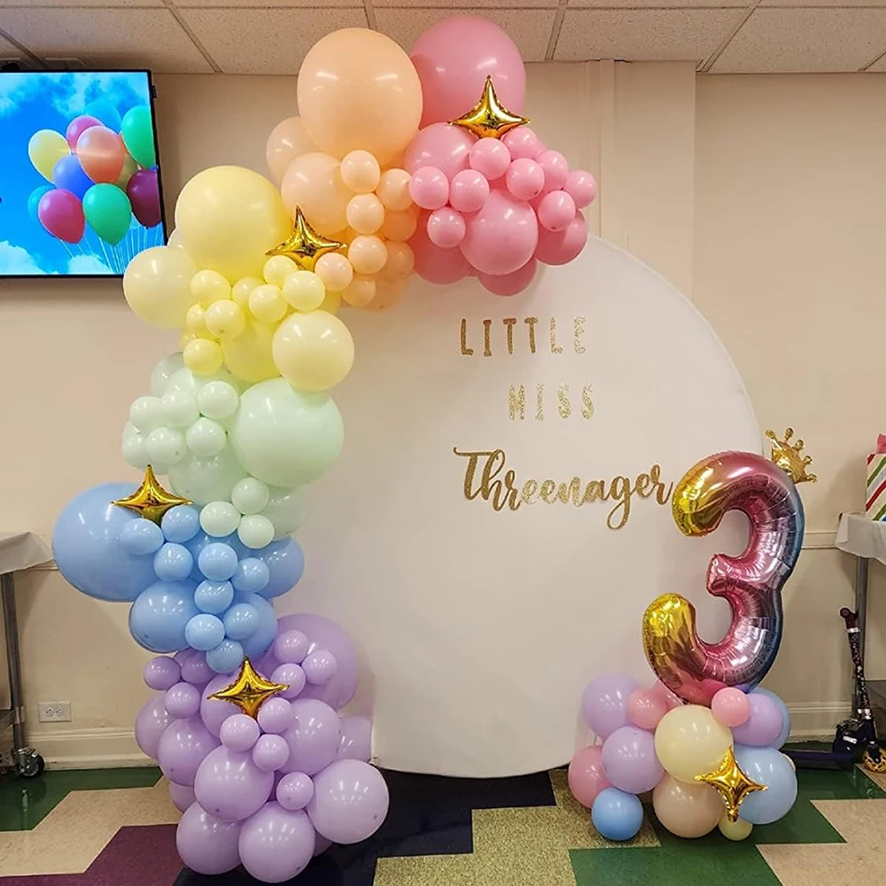 مجموعة بالونات لاتكس باللون الوردي مكونة من 111 قطعة مناسبة لحفلات أعياد الميلاد وحفلات الزفاف وحفلات عيد الحب