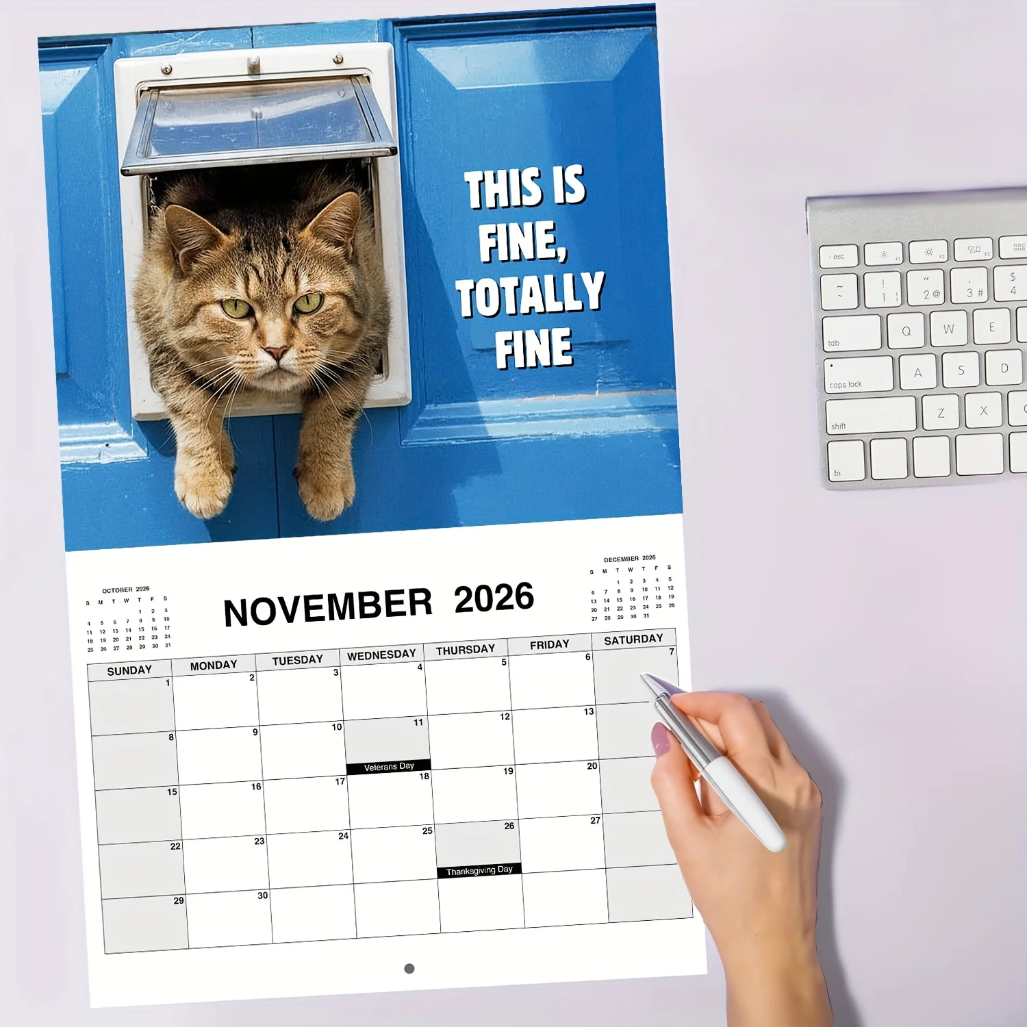 Настенный календарь Pissed-Off Cats 2026, веселый ежедневник с кошачьей тематикой и подвесным фортом, подарки для любителей кошек, офисный домашний декор