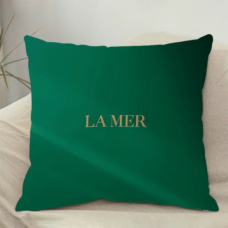 Comfortable pillow room bedroom office coffee shop car pillow living room La Mer pillowcase Fashion brand logo Home Decor 45X45