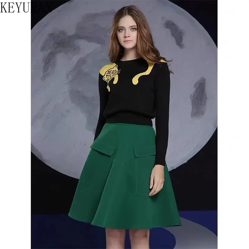 Black Cartoon Cat Jacquard Pullover Sweater Women 2023 Autumn Winter O-Neck Long Sleeve Commuter Slim Knitwear Crop Tops Jumper