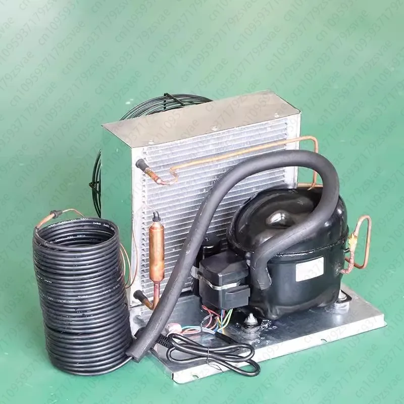 

Small scale chiller unit 220VR600A circulating water refrigeration machine starts up for environmentally friendly gas cooling