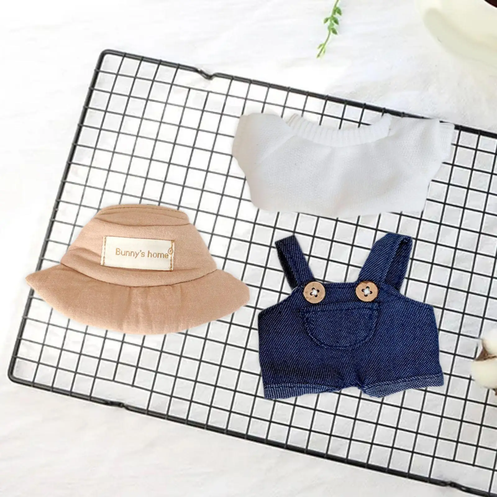

3Pcs Mini 6 inch Doll Clothes Dress up Hat Adorable Set T Shirts Cute Doll Clothes Suit for 17cm Pendant Doll Age 5-7 8-10 Kids