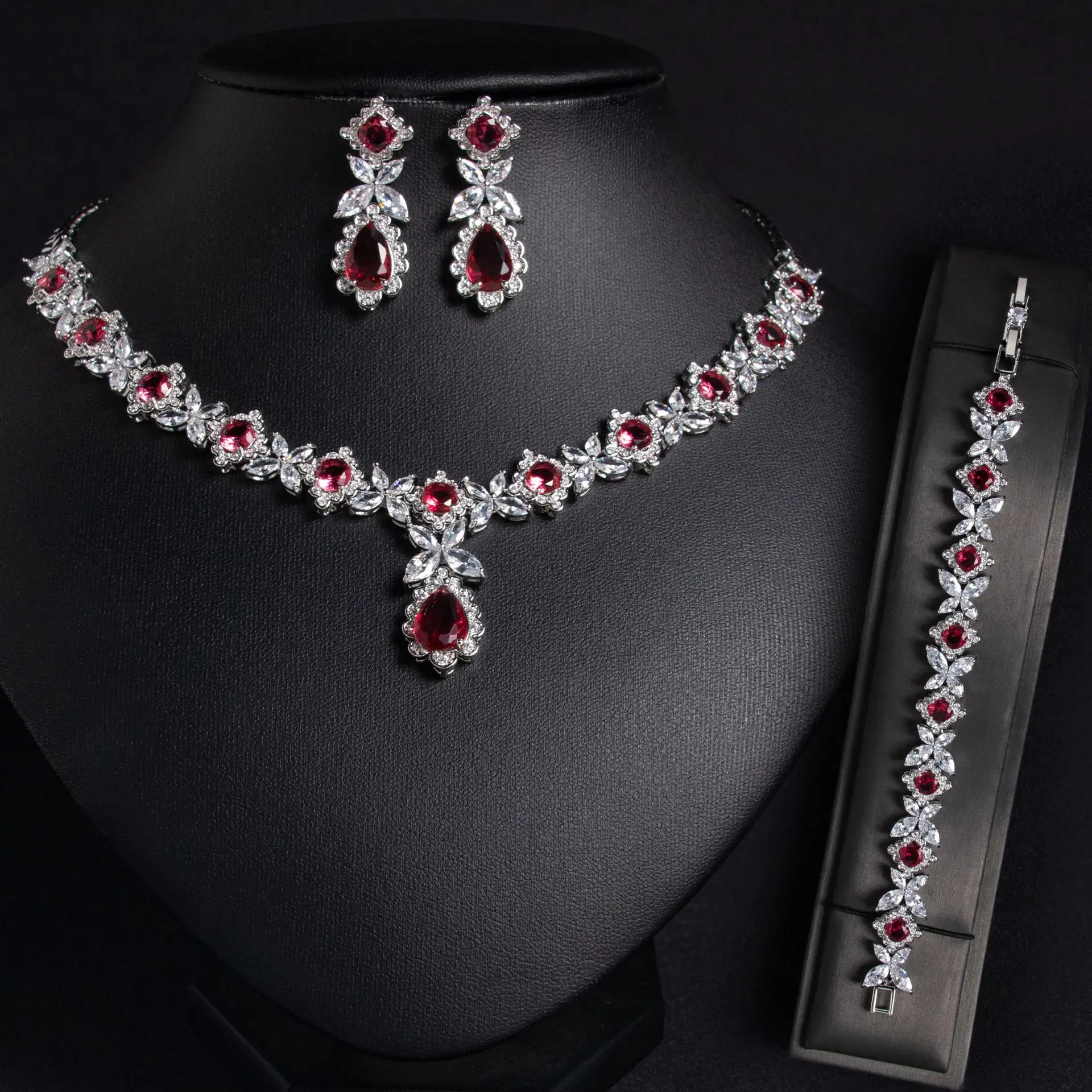 New Sturdy High Quality Jewellery Set Necklace Earrings Bracelet Summer Dress Prom Bridal Banquet Party Gift Accessories M-345