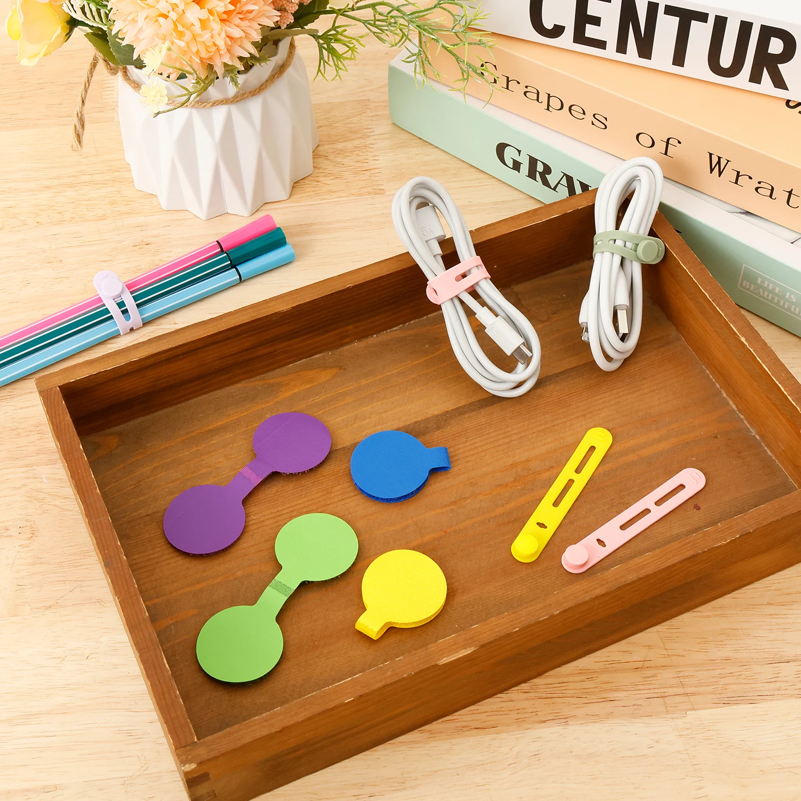 32/30Pcs Silicone Cable Management Tie Soft Adjustable Cable Strap Cord Reusable Cable Tidy Organizer Wire Management with Label