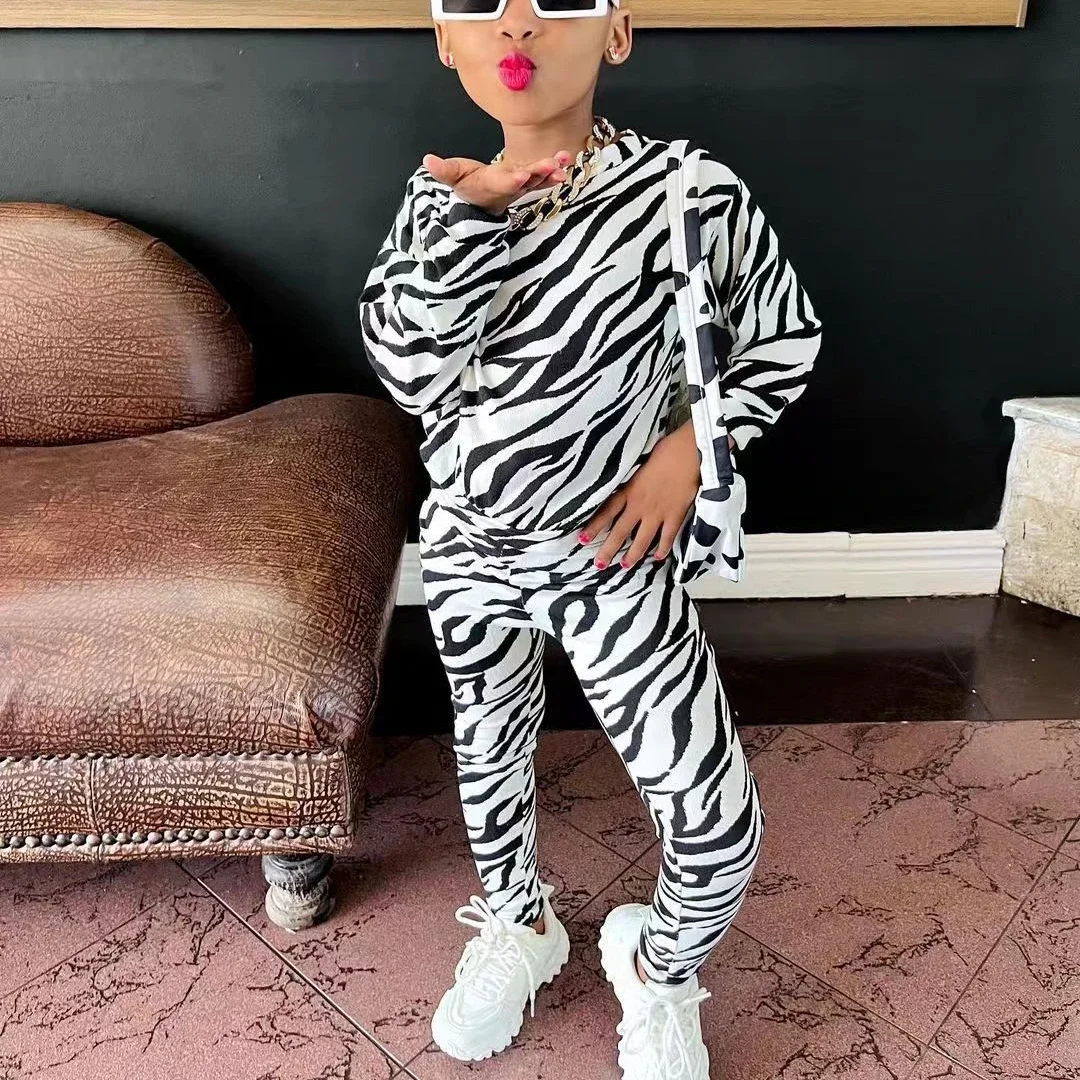 

New Girls Clothes Sets Long Sleeve Round Neck Zebra Stripe Print T-shirt Tops + Pants Children's Casual Clothing For 2-7 Years