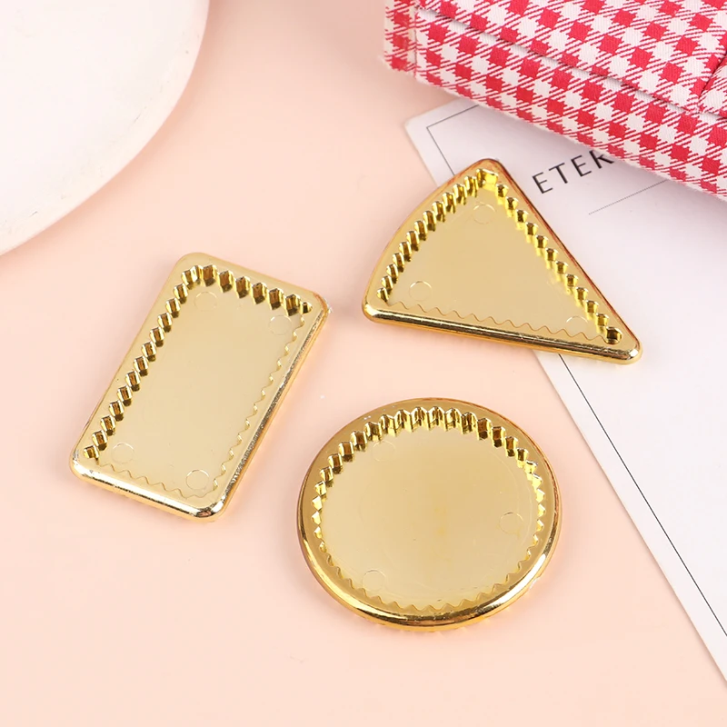 Bandeja de platos dorados para casa de muñecas, modelo de casa de muñecas en miniatura, platos de comida de cocina, accesorios de decoración para casa de muñecas, 1/12