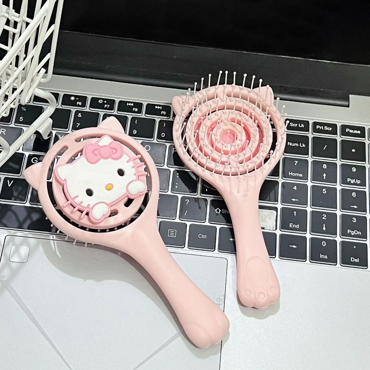 Ins New Sanrio Hello Kitty Air Cushion Comb Cute Fluffy Comb Portable Kitty Bangs Comb Spare Ribs Massage Comb Anime Gift Toys