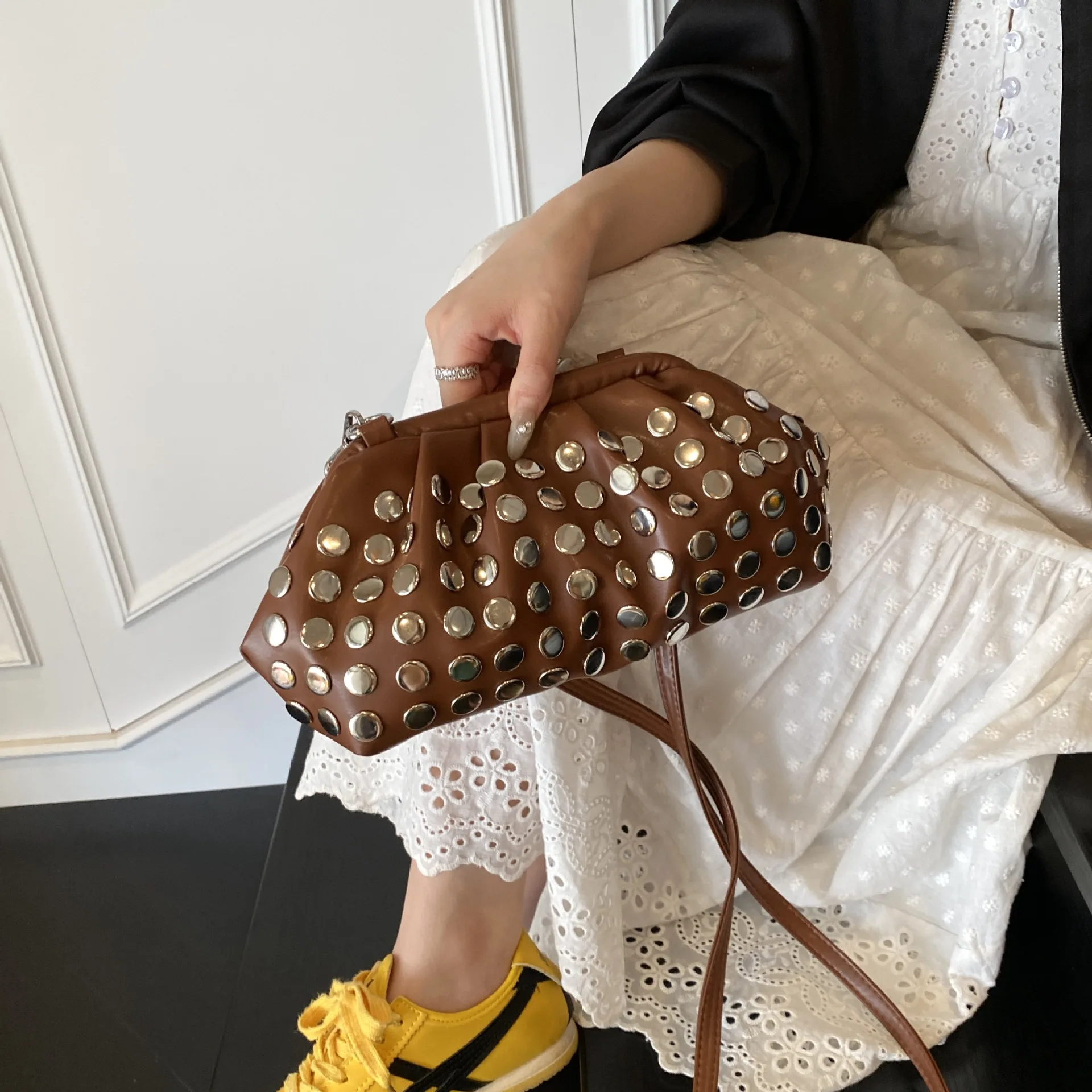 

Летняя сумка через плечо Viral 202, роскошная женская сумка-ведро, шикарная сумка «день-ночь», минималистичная сумка на ремне, текстурированная сумка на плечо