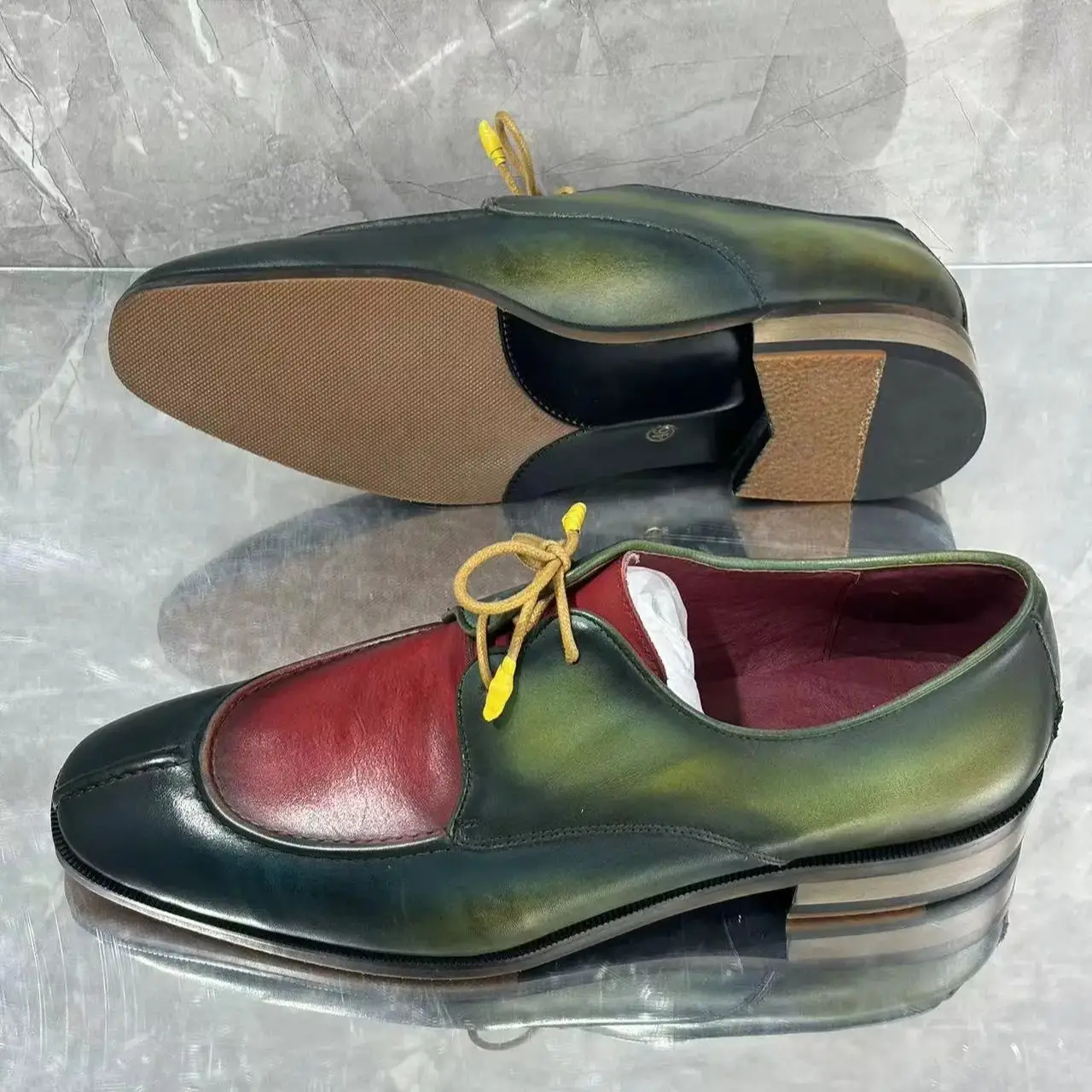 

Business Suit Loafers Male Chunky Low Heels Office Green Patchwork Red Rub Color Leather Men’s Shoes Small Square Toe Lace-Up