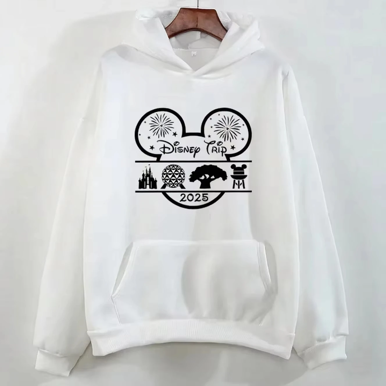 سترة بغطاء للرأس من القطن المطبوع من Miniso Disney لسترة بقلنسوة عصرية ومريحة ونمط أزياء الخريف