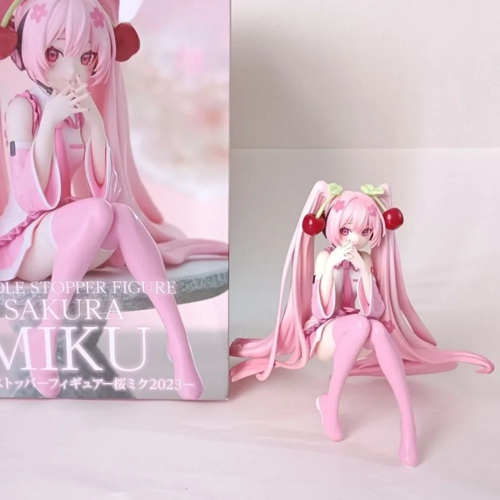 

11CM Hatsune Miku figure sitting position Sakura two-dimensional anime beautiful girl chassis model desktop ornament gift