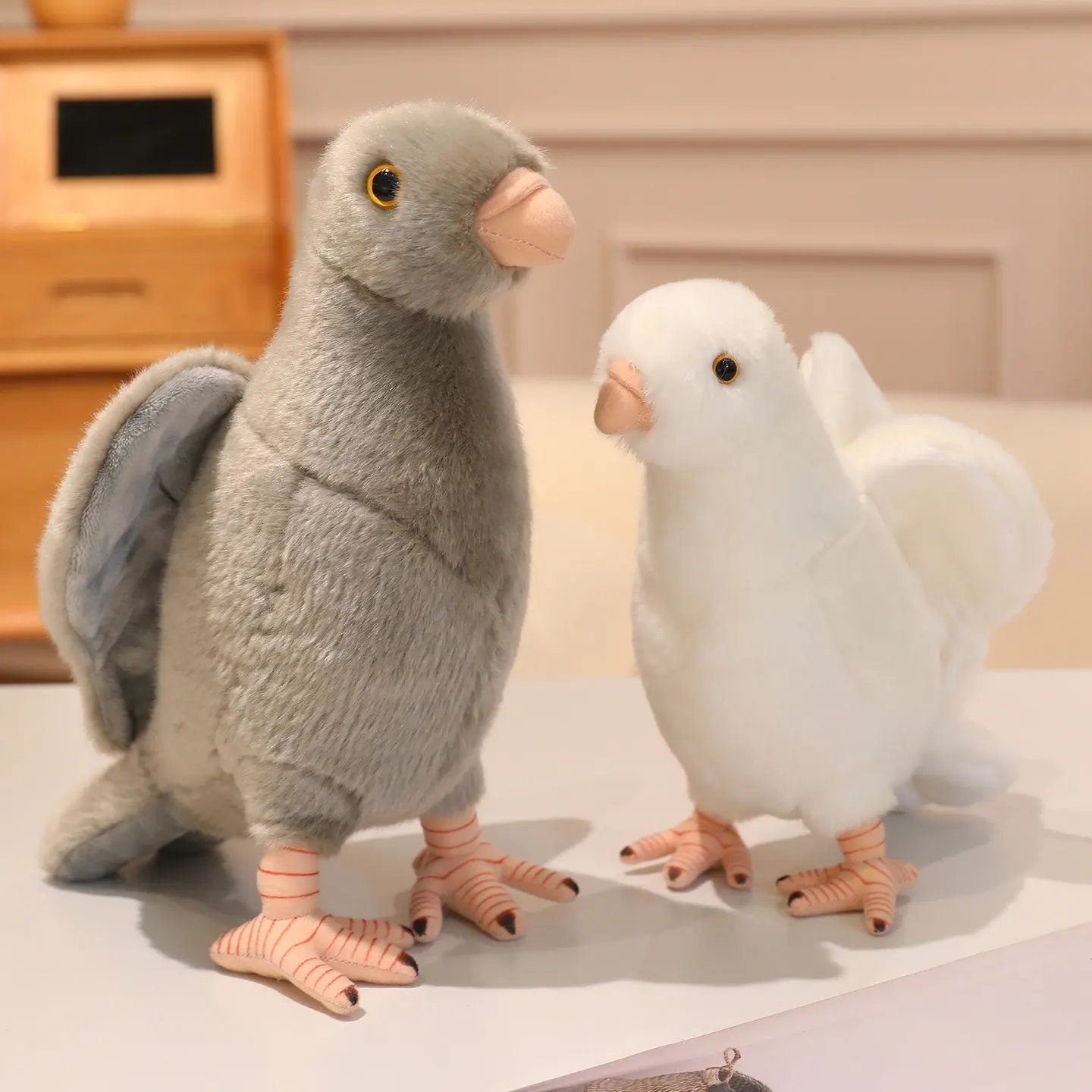22/30cm Simulation Pigeon Plush Stuffed Realife Birds Doll Comfortable Fabric Home Ornament Birthday Gifts