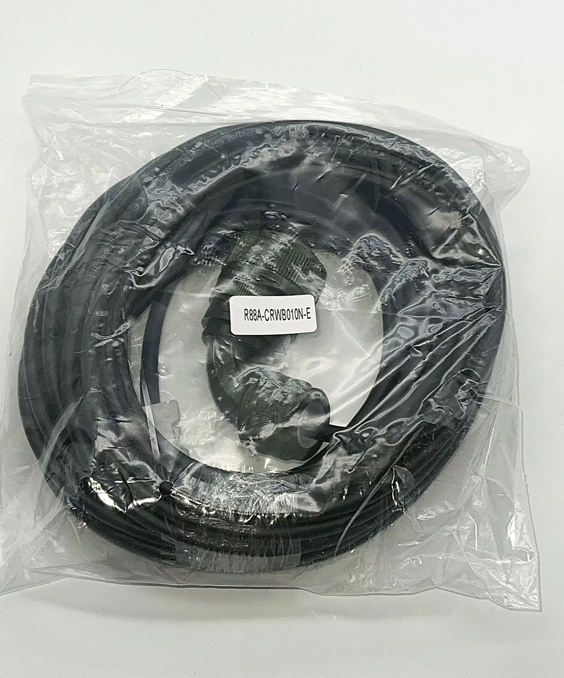 Integrated Circuit Servo Motor Cable Wire R88A-CR1B010N R88A-CR1B005N R88A-CA1C010S  R88A-CA1C005S R88A-CR1A010C R88A-CA1A010S