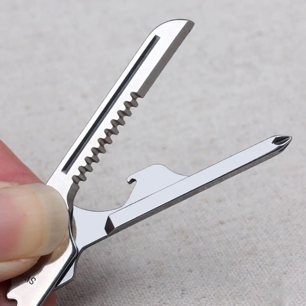 Keychain Multi-tool Compact Multifunctional Keychain Gadget Portable Tool with Screwdriver Bottle Opener Emergency Tool