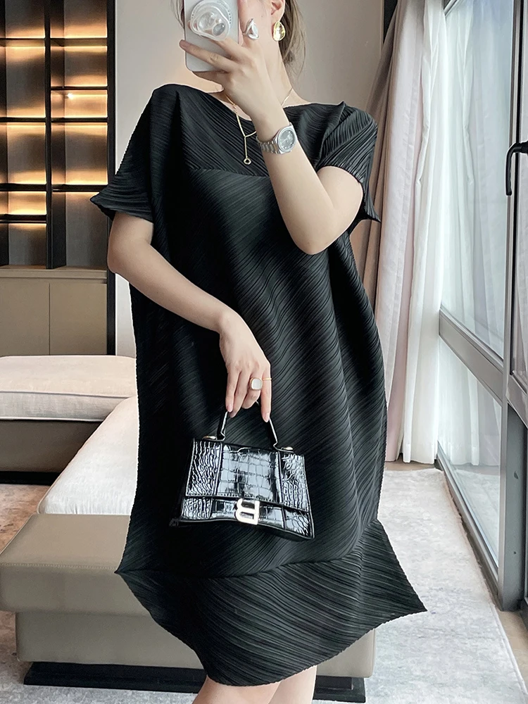 LANMREM Pleated Dress Women Elegant Short Sleeves Black Color Irregular Midi Stitching Dresses 2025 Fashion Clothing 2DC1378