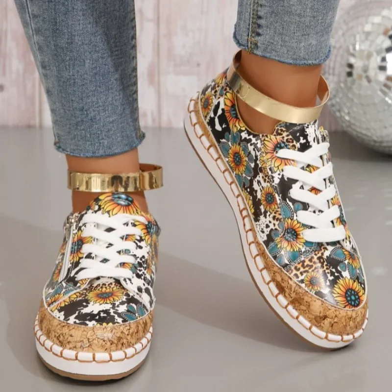 Women Sneakers Elegant Floral Printed Lace Up Female Flat Shoes Fashion Round Toe Lady Vulcanized Shoes Femme Casual Shoes