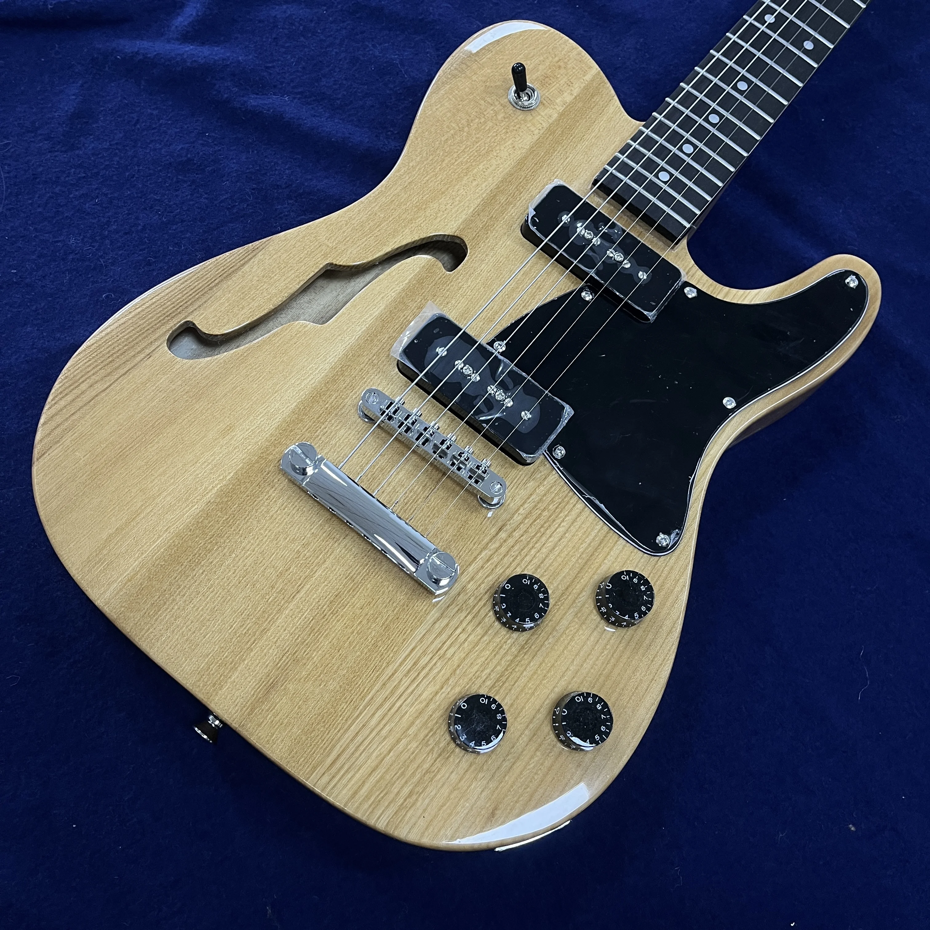 

Электрогитара TL Style Semi-Hollow - корпус из натурального ясеня, хромированная фурнитура, бесплатная доставка