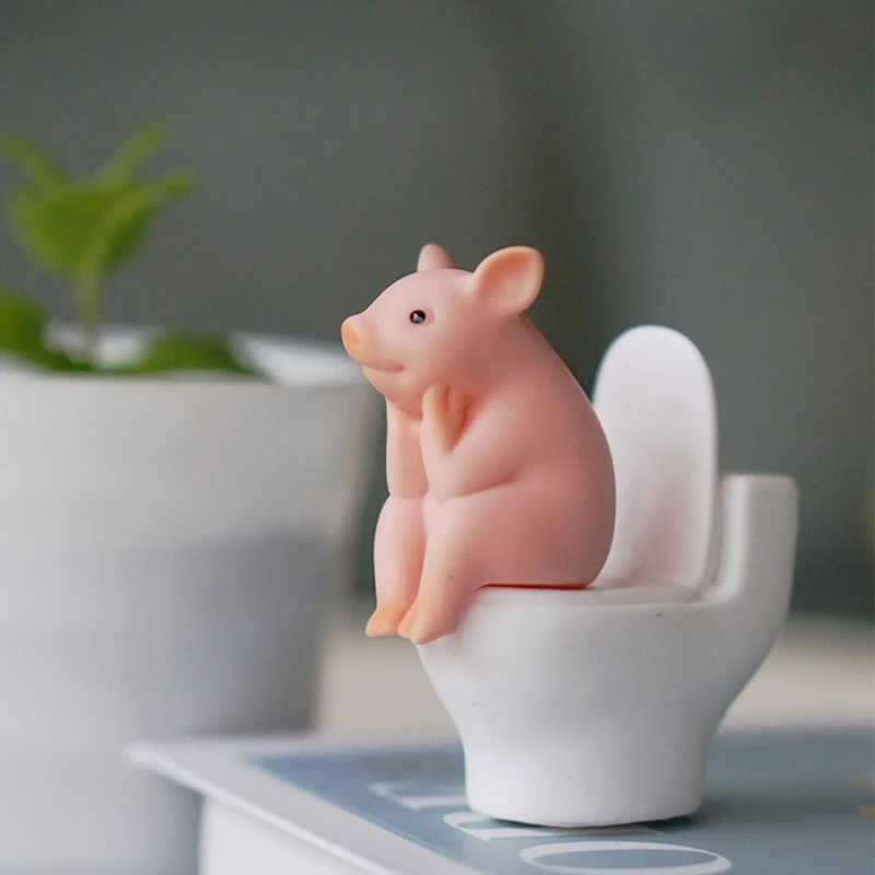 Kawaii Mini Resin Cartoon Exercising Pig Miniatures Piggy Doll Car Desktop Ornament Living Room Decoration Birthday Kids Gifts