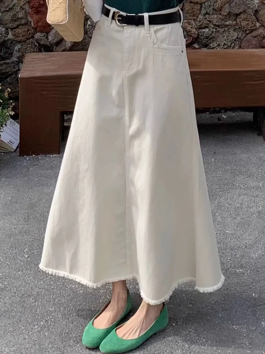 High Waist Mid-Length A-Line Fish Tail Denim Skirt Women's Summer 2026 White Spicy Girl Skinny Half Skirt Casual Cotton Zipper