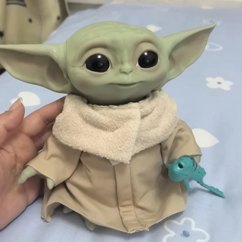 Original Hasbro 10cm Yoda Figure Sound-Producing Toy Star Wars Grogu Mandalorian Electric 1.1 Baby Yoda Model Birthday Toys Gift - view 4