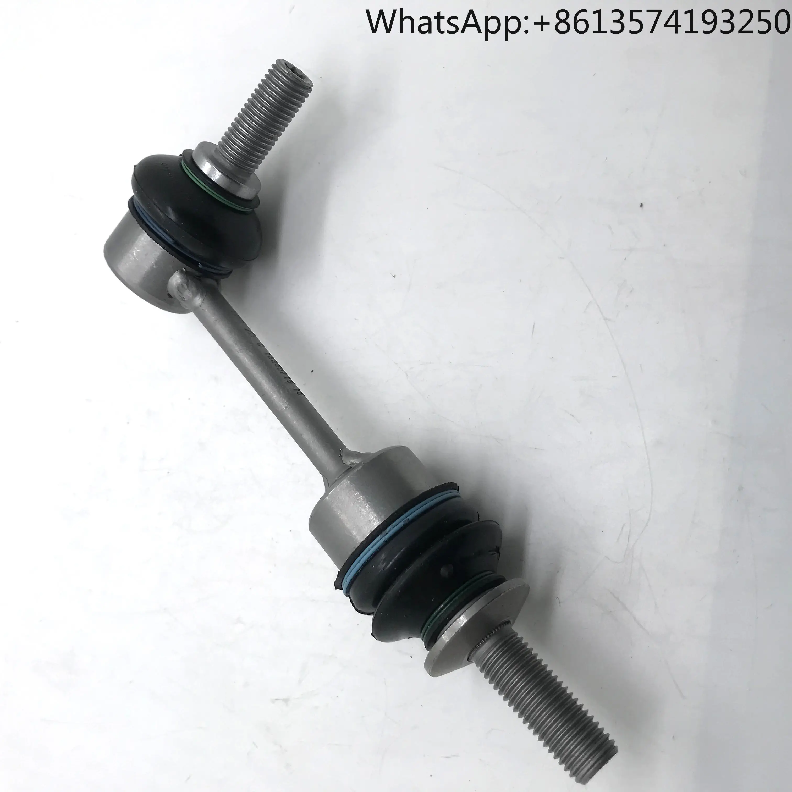 

Тяга стабилизатора задней подвески (левая/правая) для BMW X5 F15 F85 X6 F16 F86 33556771937 33556857626 925021 3547201