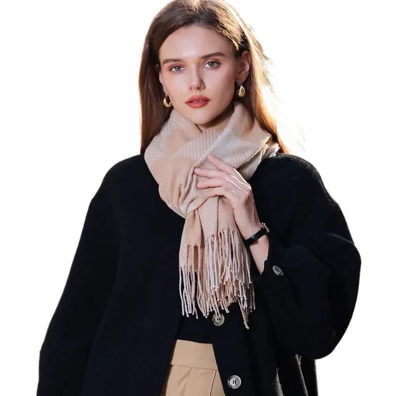 

Autumn Winter Fashion Plaid Soft Scarf Women Luxury Cashmere Warm Scarves Cold Proof Shawl Clothing Accessories Gift