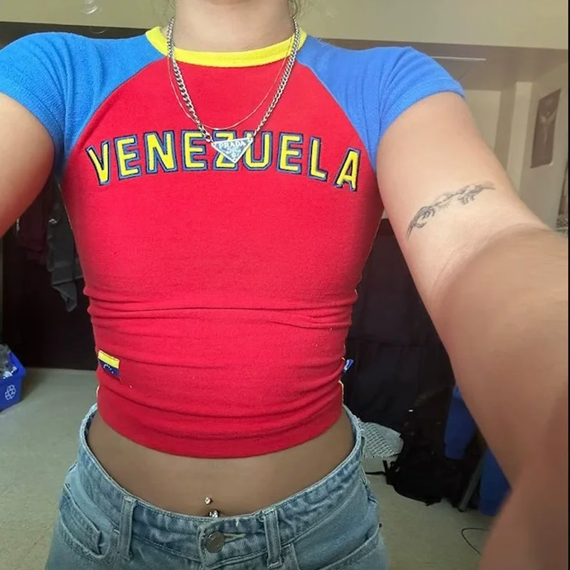 

Retro Tricolor Mosaic Letter Printing Short-sleeved Round Neck Cutting Top Punk Harajuku Electronic Girl T-shirt Y2K Woman Tops