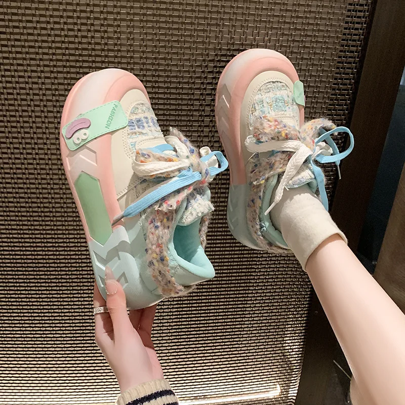 

Thick White Shoes Women 2026 New Spring and Autumn New Ugly Cute Big Head Milk Fufu Casual Board Shoes Cute Bread Shoes，35-40